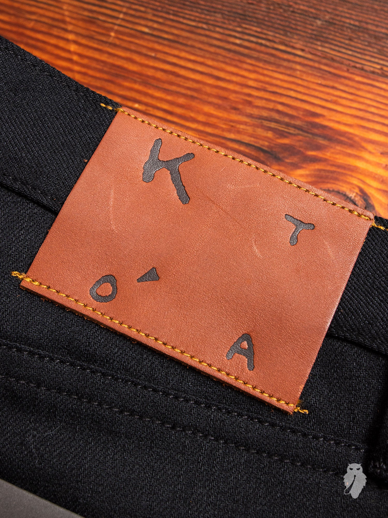 10.5oz Black Stretch Selvedge Denim - Needle Skinny - Image 3