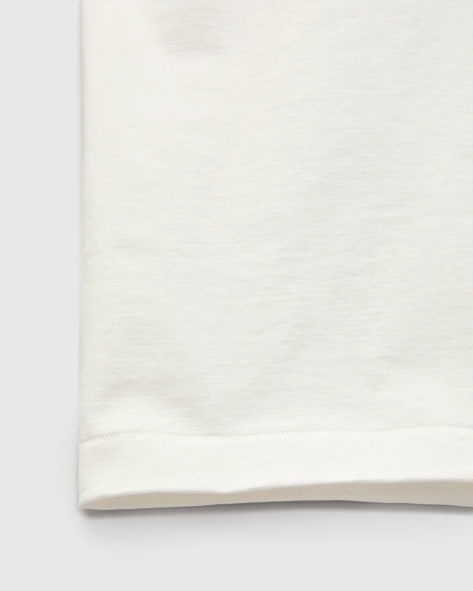 215 "Good Originals" Heavyweight 7.2oz Loopwheel T-Shirt in White - Image 5