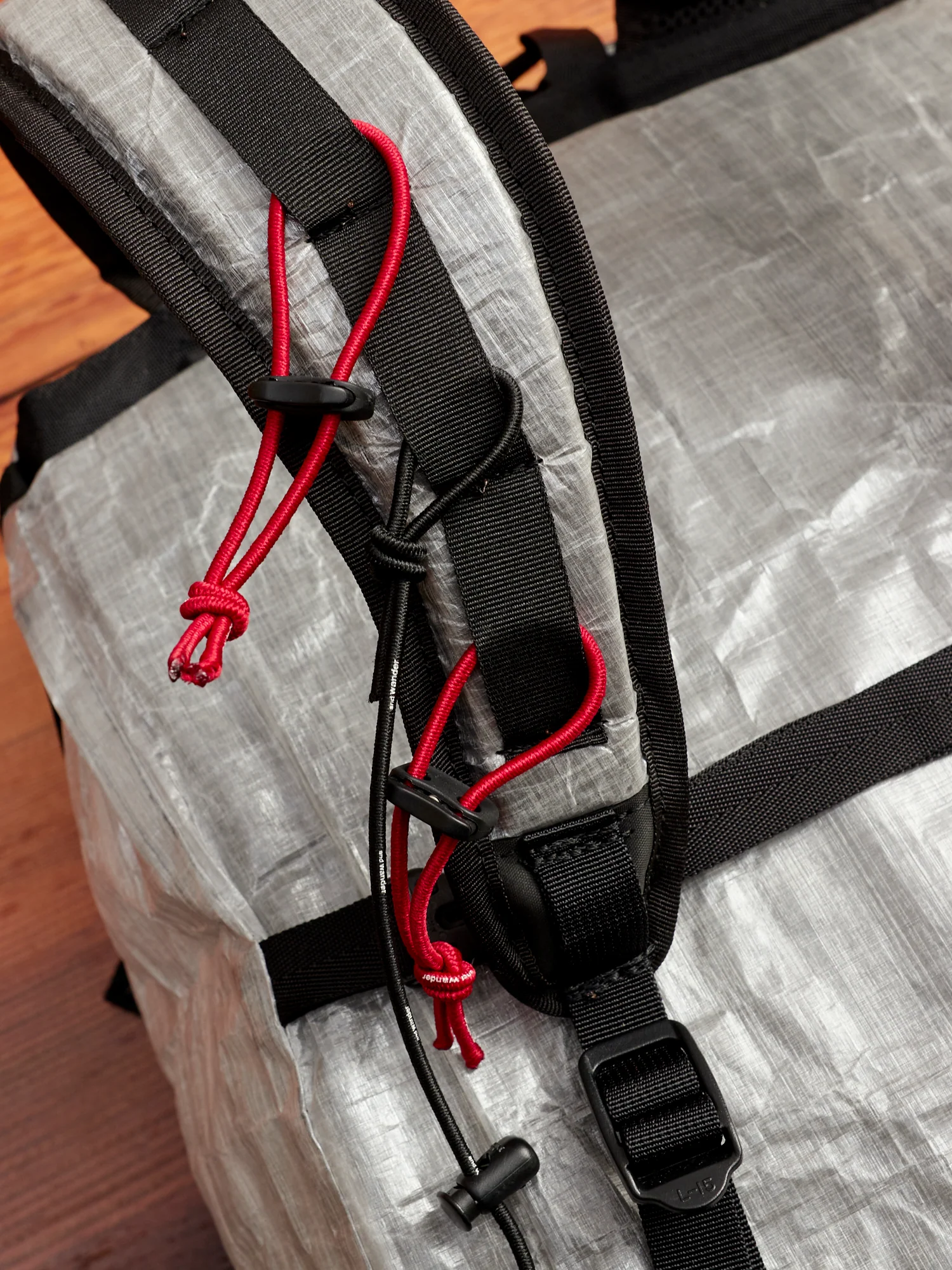 25L Dyneema Backpack in Off White - Image 8