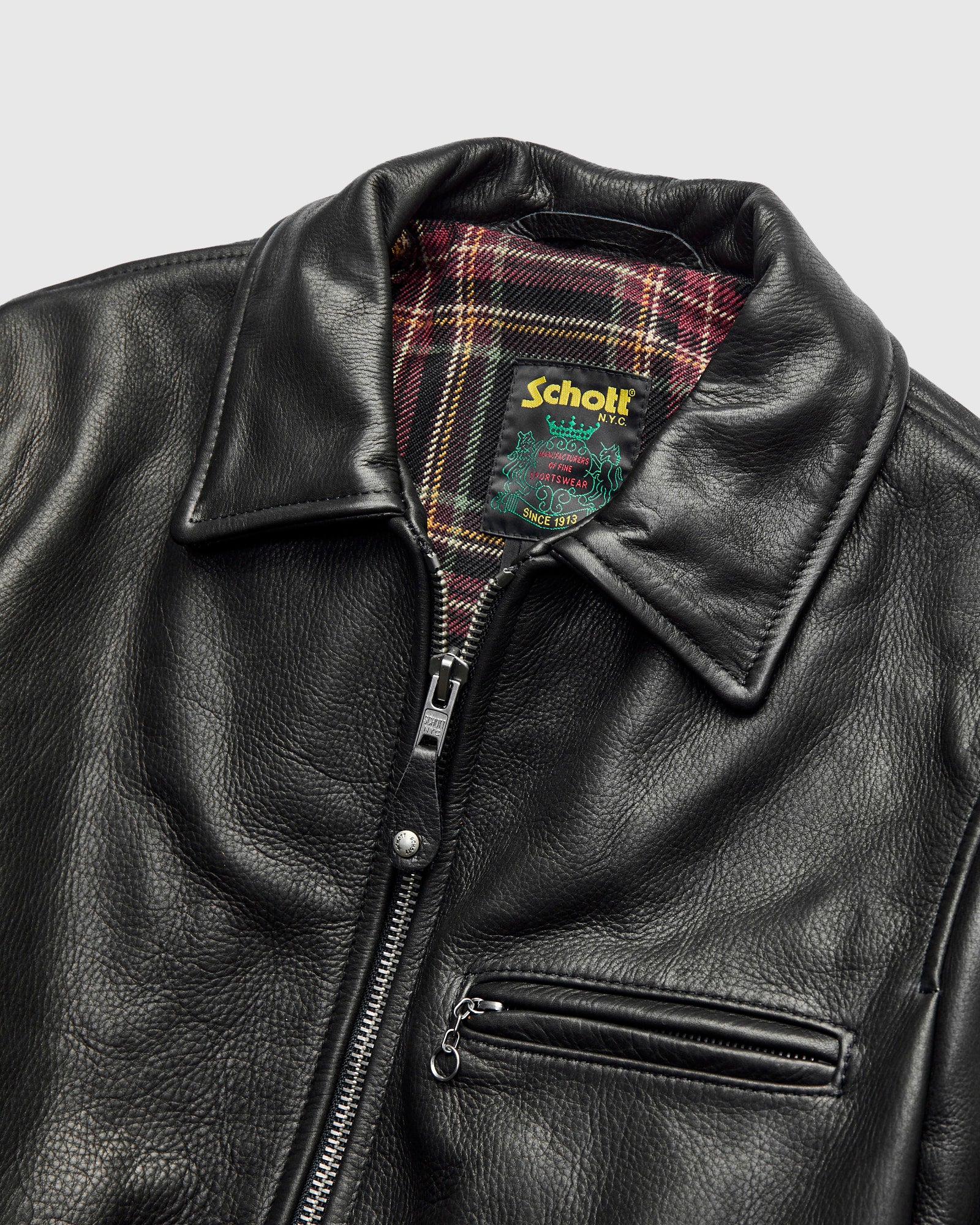 562 Pebbled Cowhide Weekender Jacket in Black - Image 4