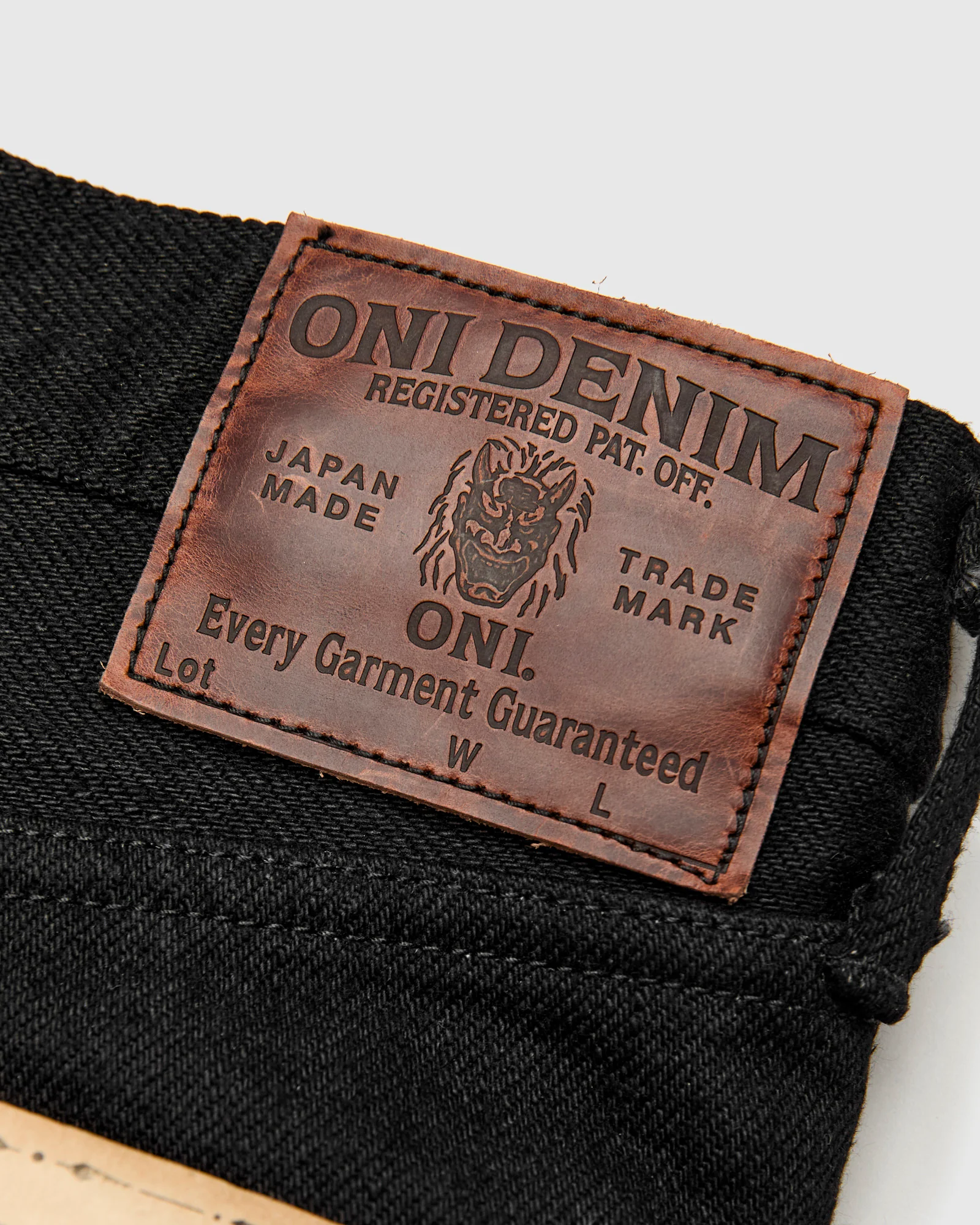 622ZR-BKBK "Secret Black" 20oz Selvedge Denim - Relaxed Tapered Fit - Image 5