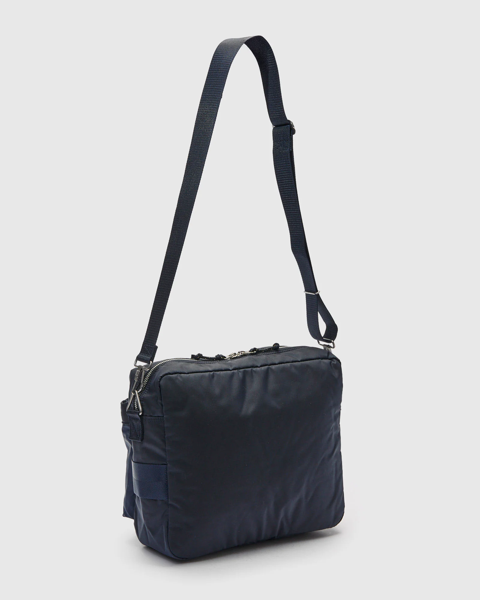 7415 "Force" Shoulder Bag in Navy - Image 4