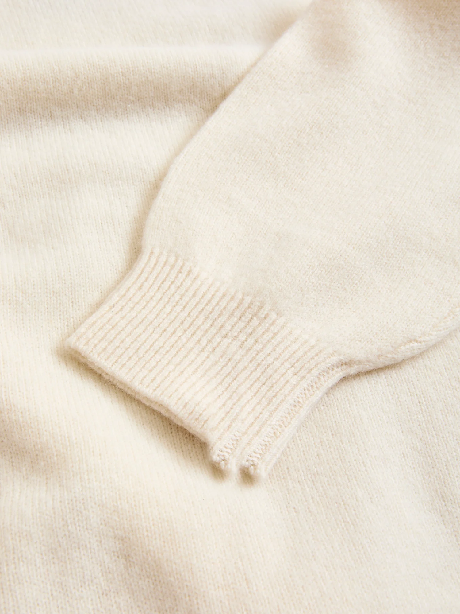 9G Crewneck Knit Sweater in Off White - Image 5