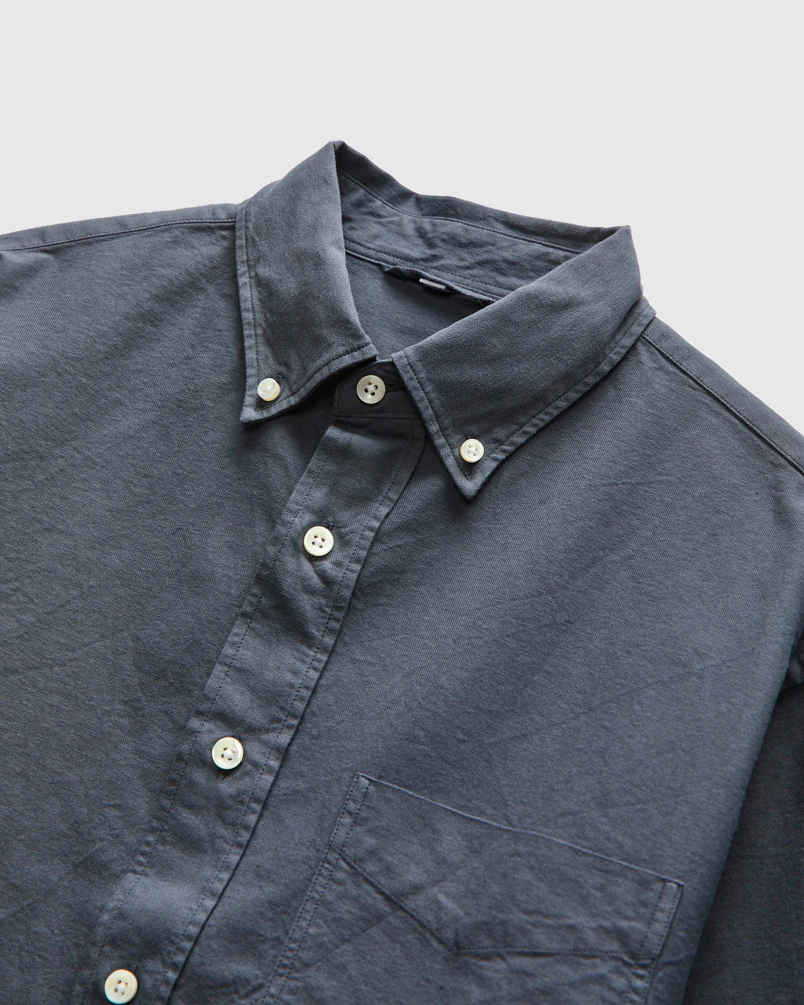 Big Oxford Shirt in Garment Dyed Navy - Image 4