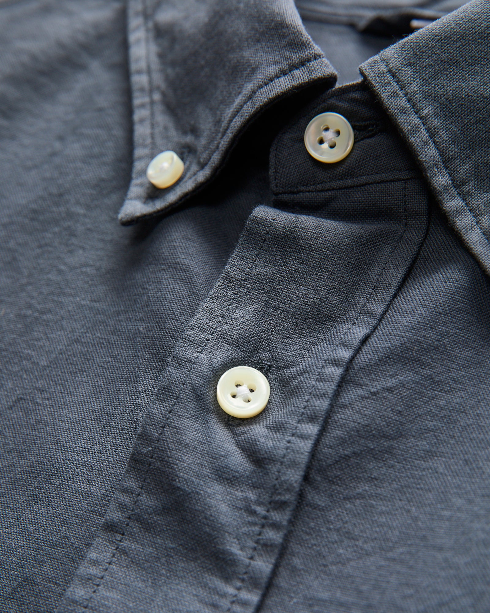 Big Oxford Shirt in Garment Dyed Navy - Image 5
