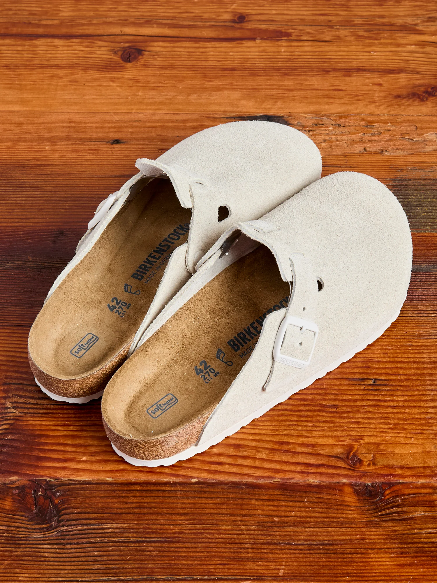 Boston Clog in Antique White - Image 5