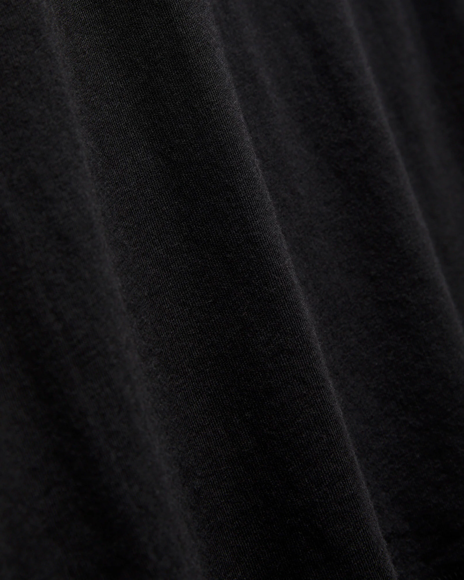 Cotton Cashmere T-Shirt in Deep Black - Image 2
