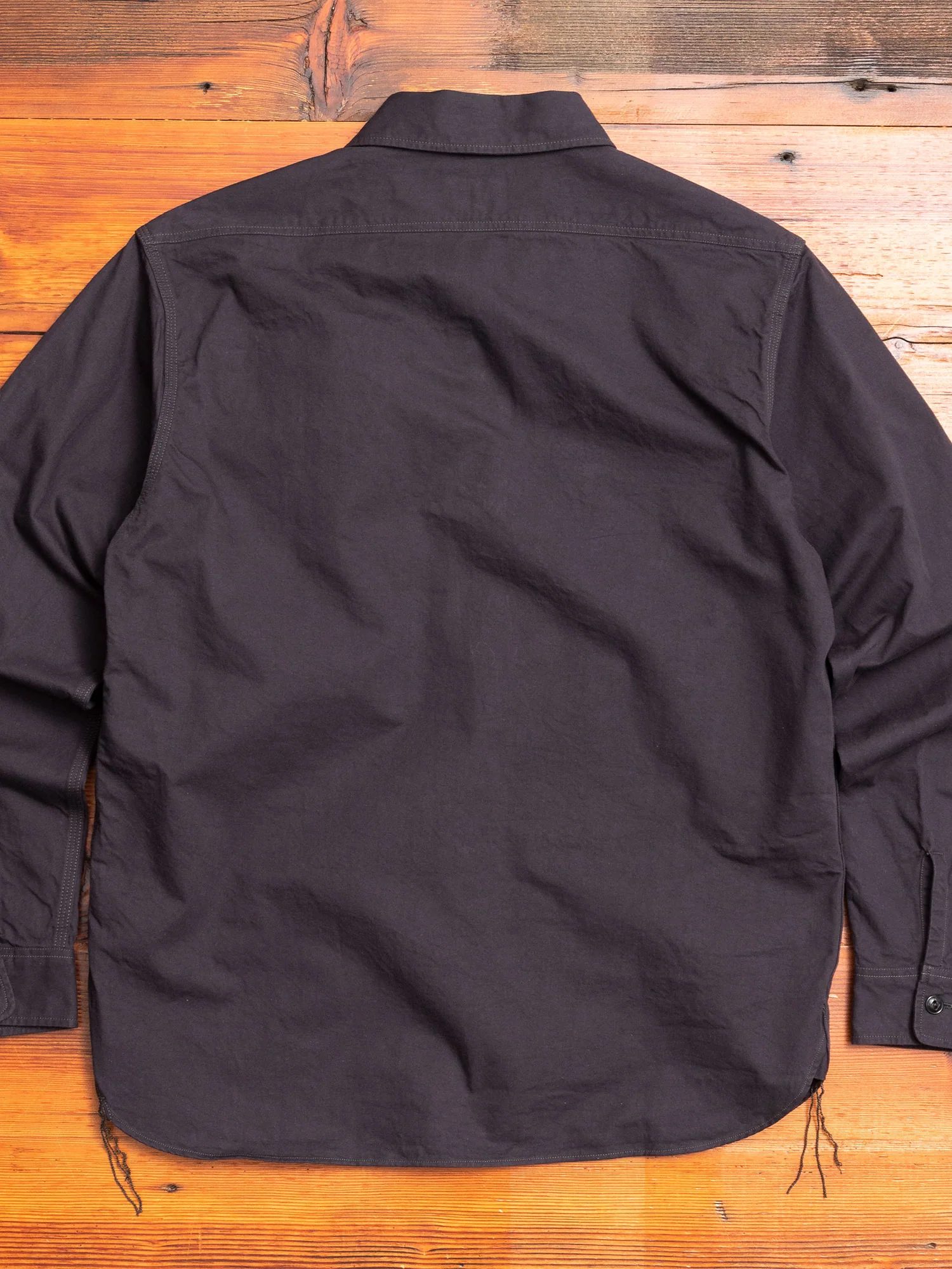 Classic Work Shirt in Black - Image 8