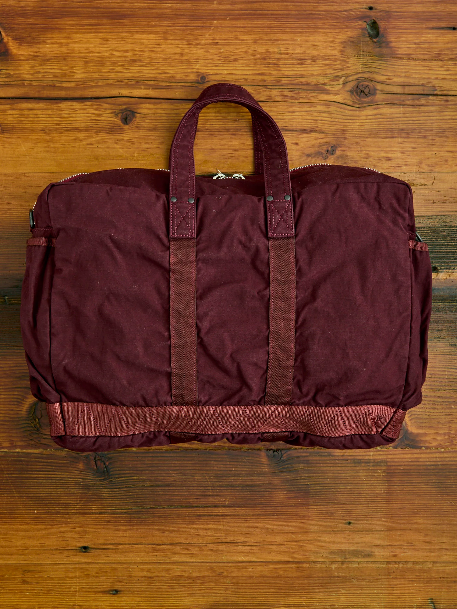 "Crag" 2-Way Boston Bag (S) in Burgundy - Image 12