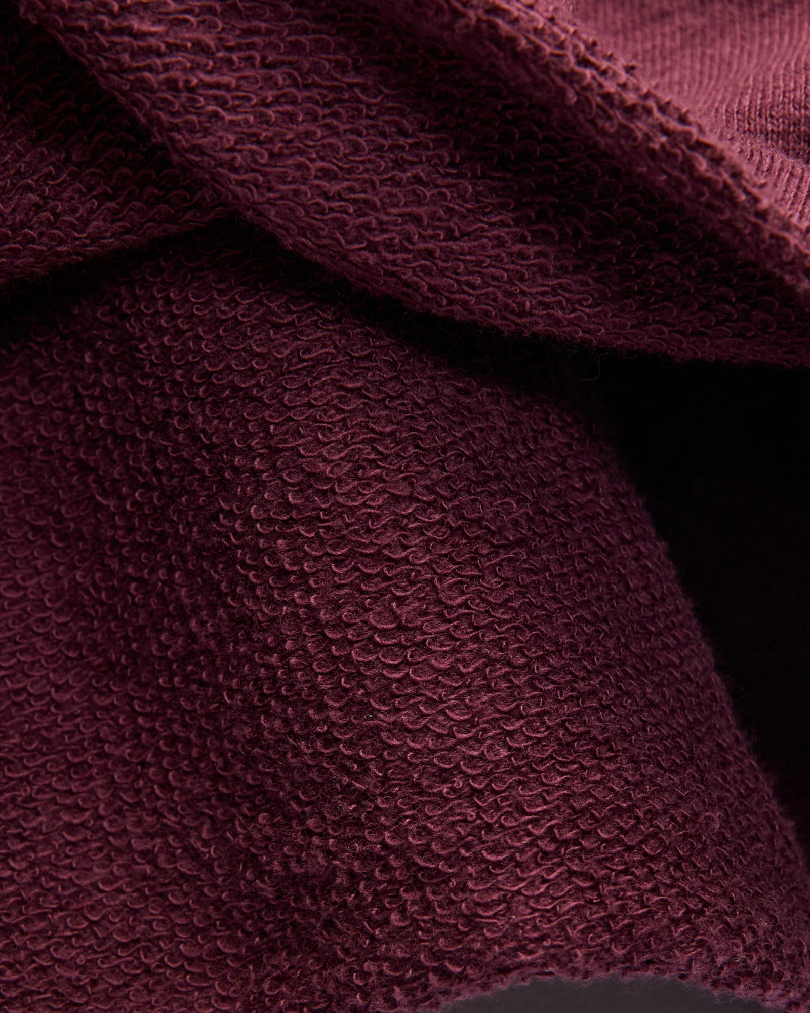 Cut Off Sweatshort in Bordeaux - Image 5