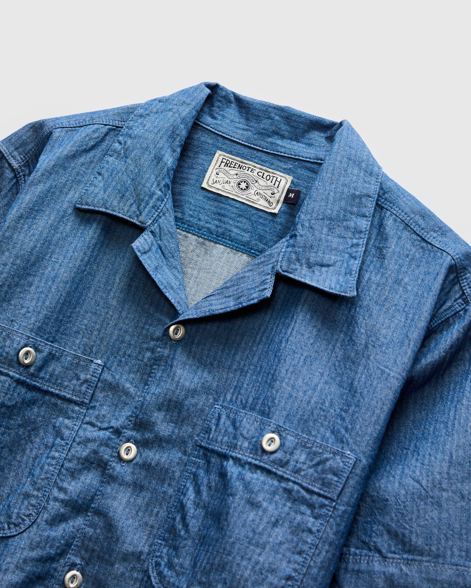 Dayton Short Sleeve Workshirt in Blue Herringbone - Image 4