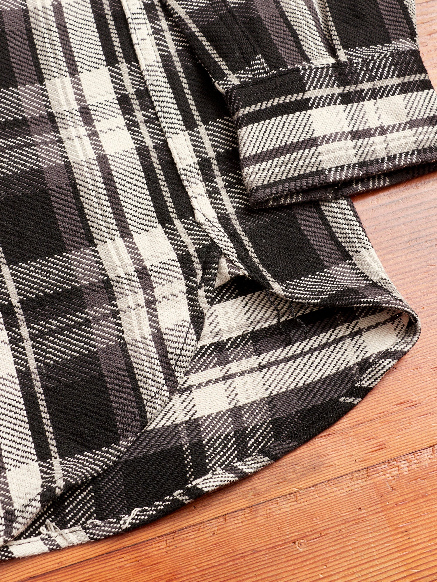 Diggin Shirt in Black Twill Check - Image 10