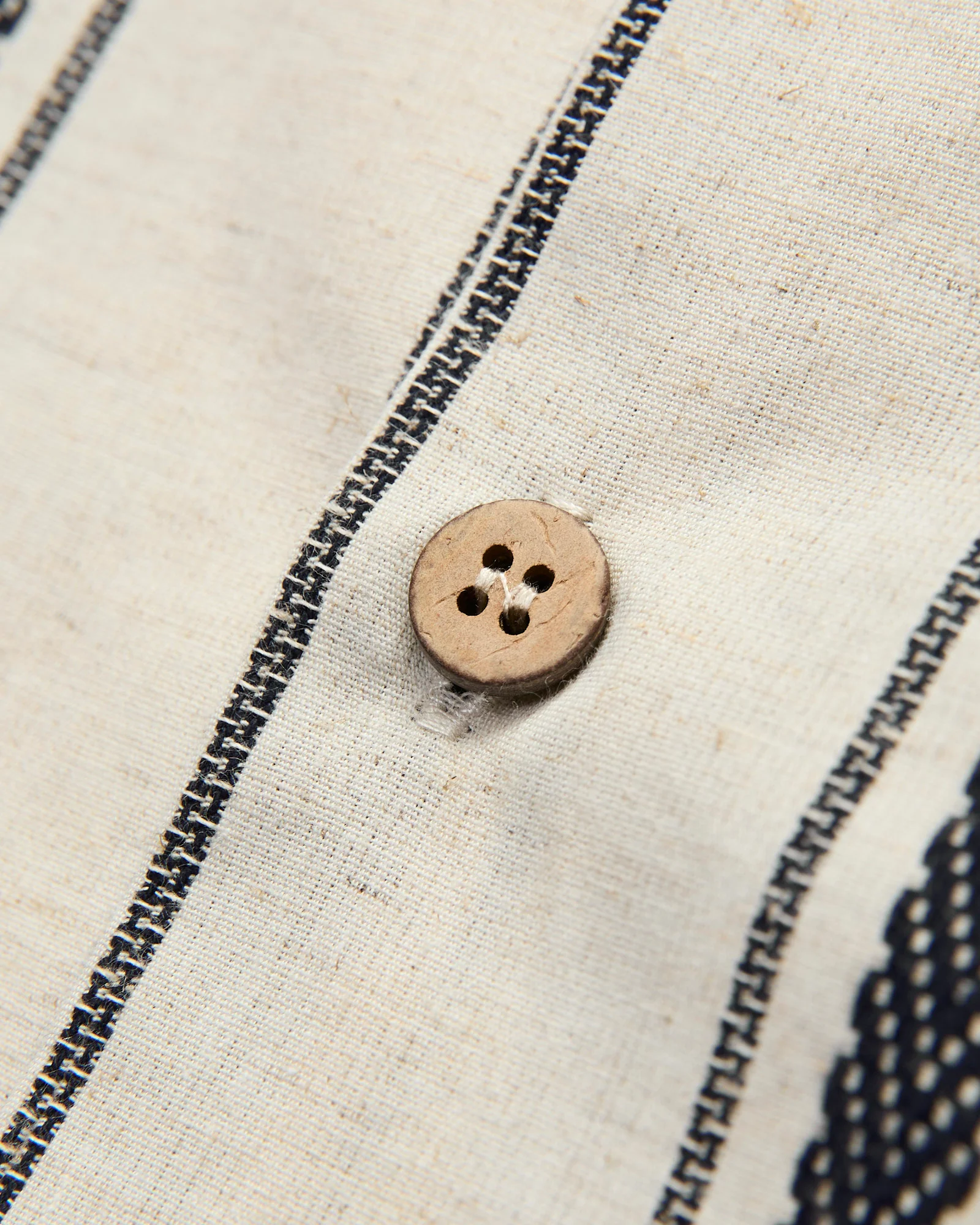 "Dobby Bands" Aloha Shirt in Natural - Image 6