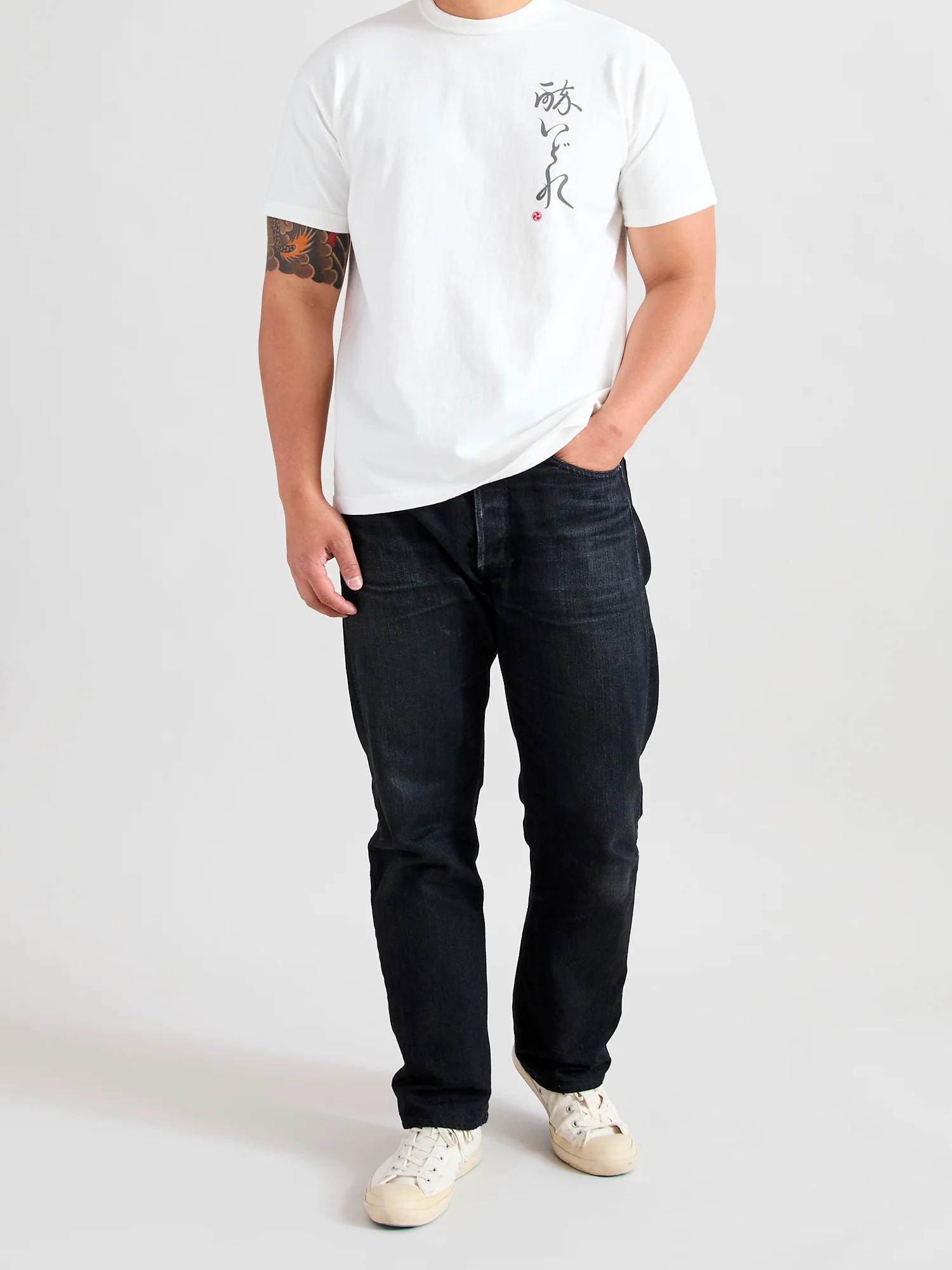 "Drunk" Heavyweight T-Shirt in White - Image 9