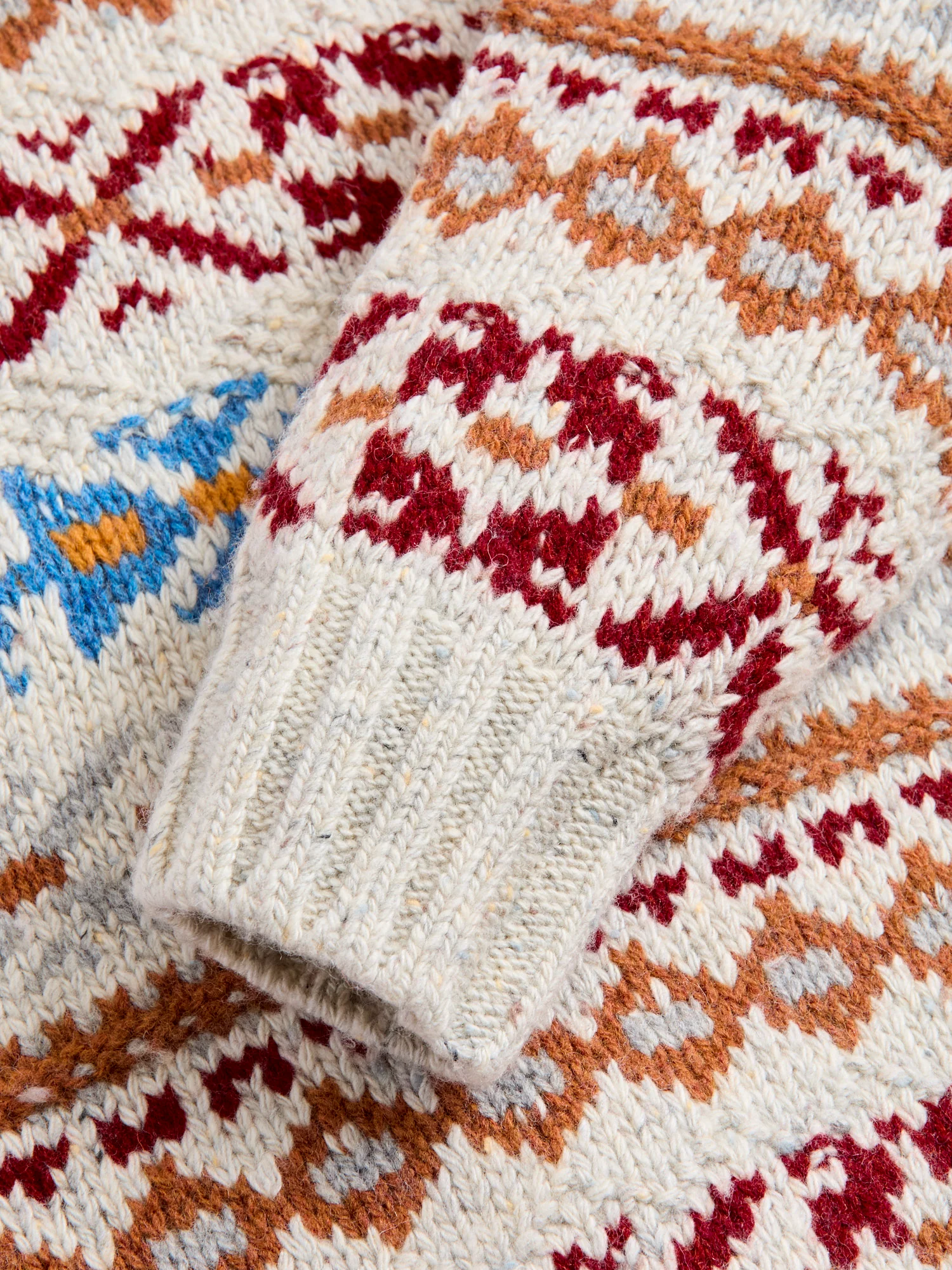 Fair Isle 3-Gauge Crewneck Sweater in Off White - Image 5