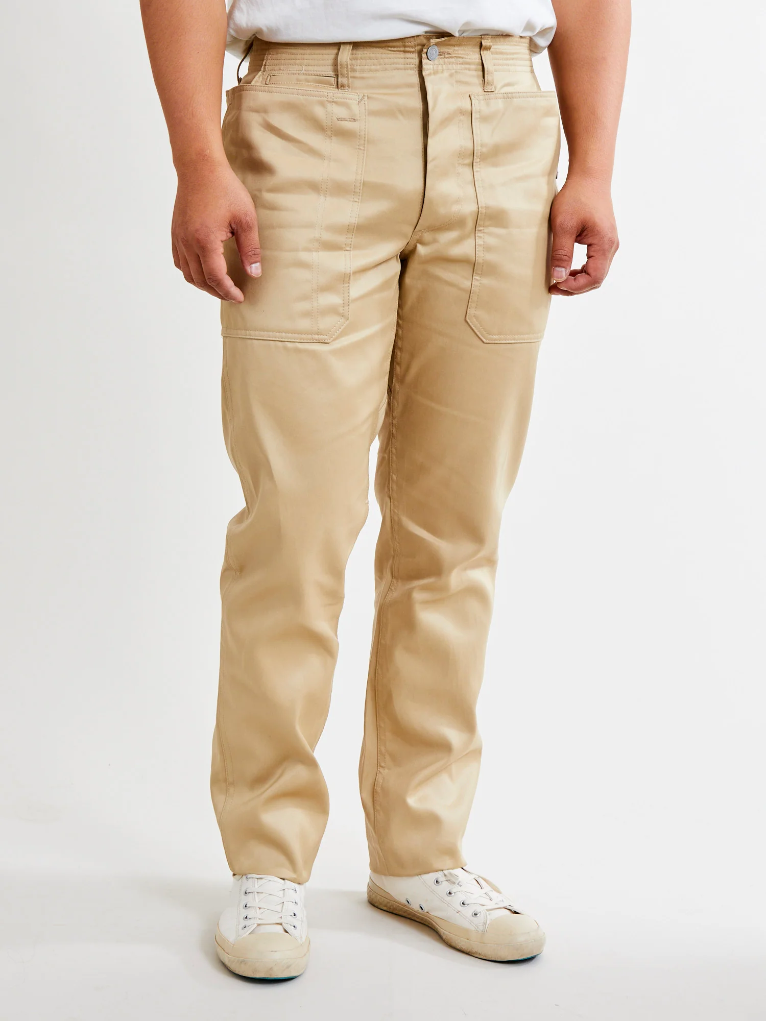 Fall Leaf Sprayer Pants in Beige Chino - Image 2