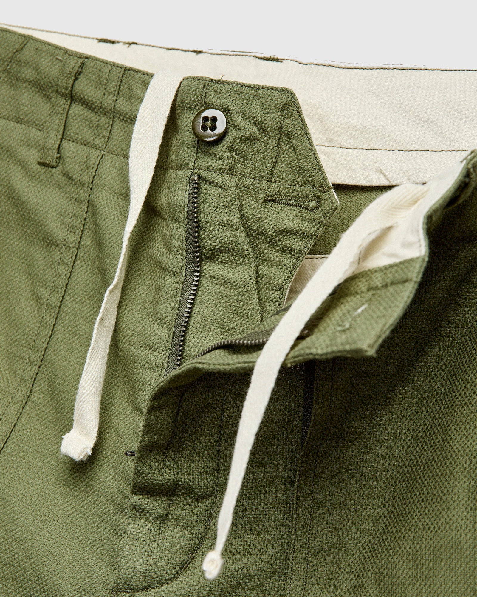 Fatigue Shorts in Olive Cotton Linen Java Cloth - Image 7