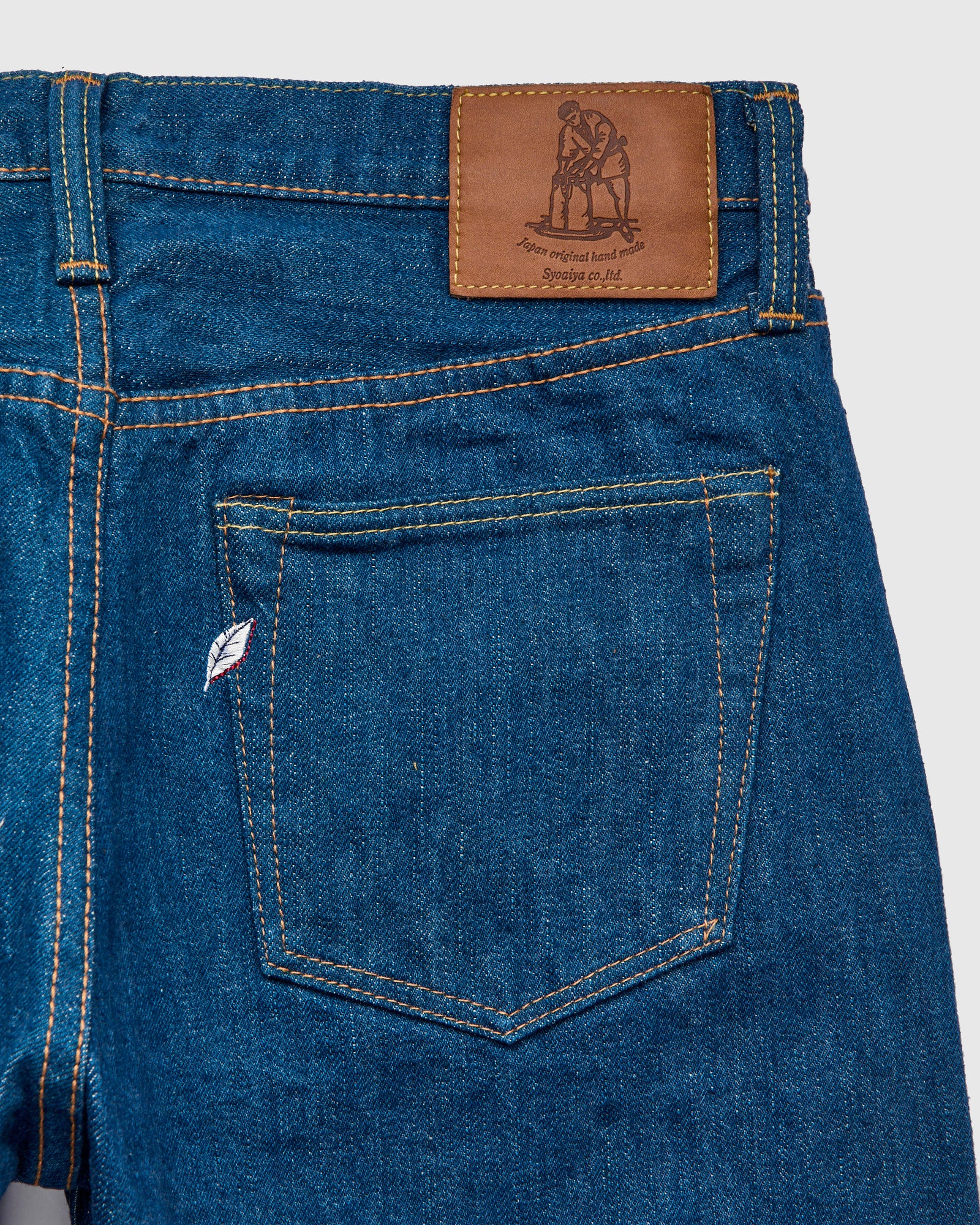GRE-019 14oz Rinsed Selvedge Denim - Relaxed Tapered Fit - Image 4