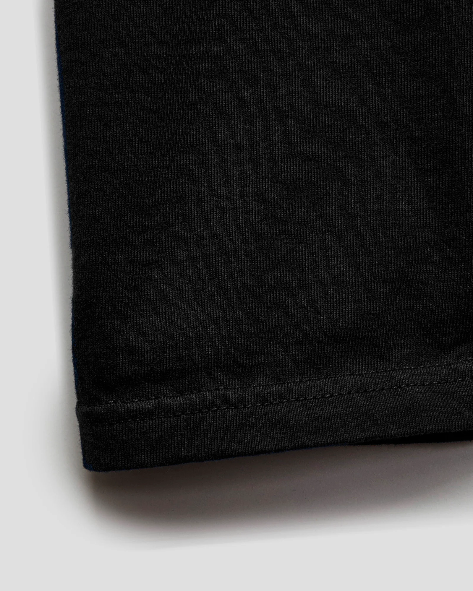Heavyweight Solid T-Shirt in Black - Image 5