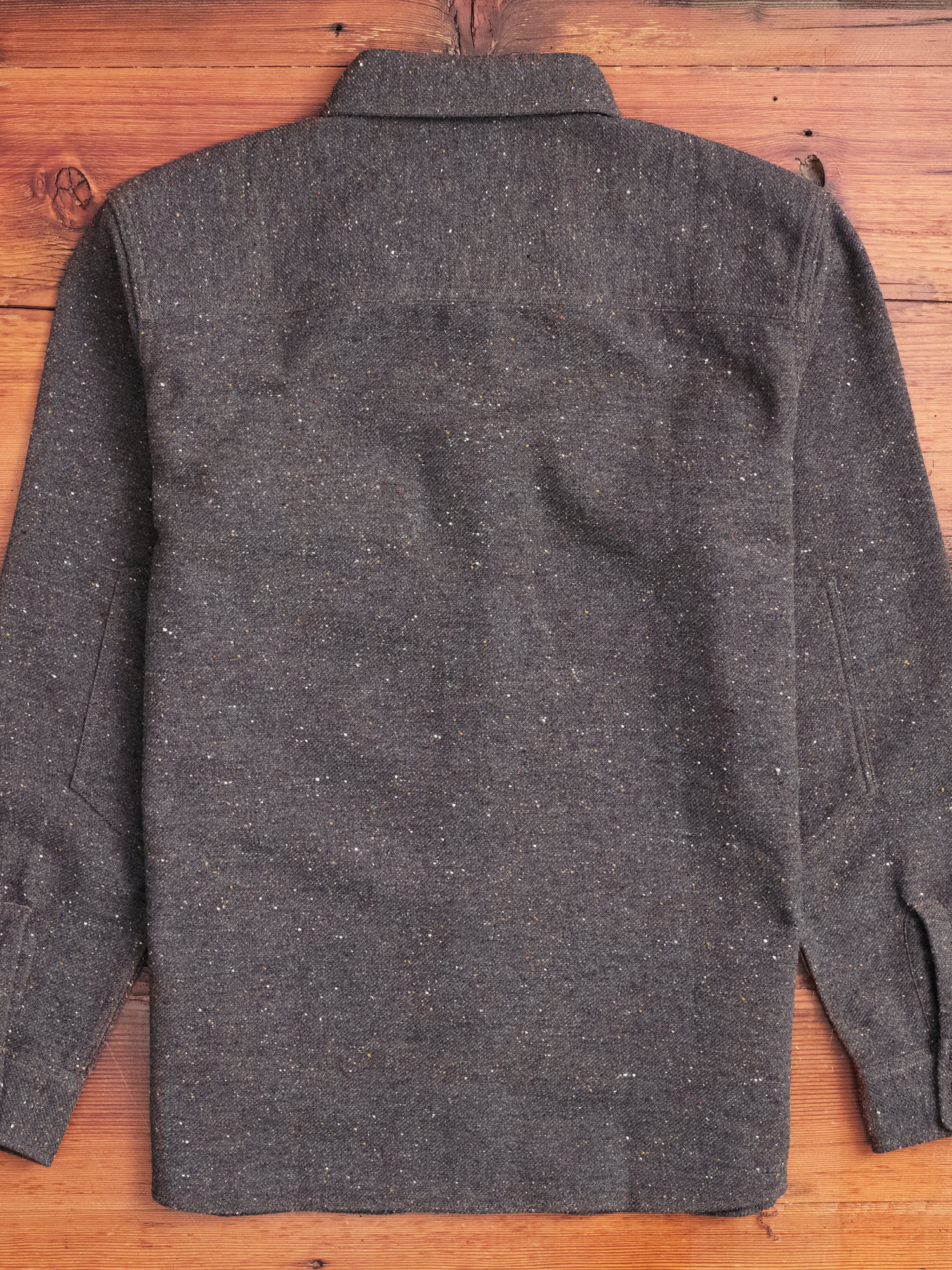 Hunting Nep Flannel in Grey Wool - Image 10