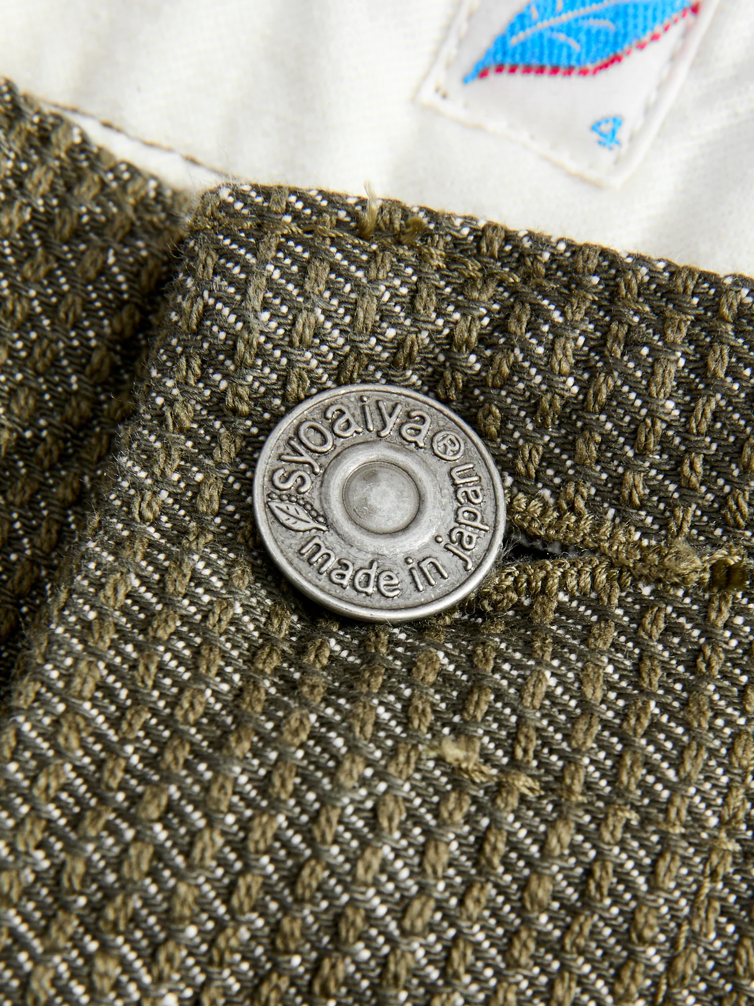 Jacquard Stitch Sashiko Shorts in Olive - Image 5