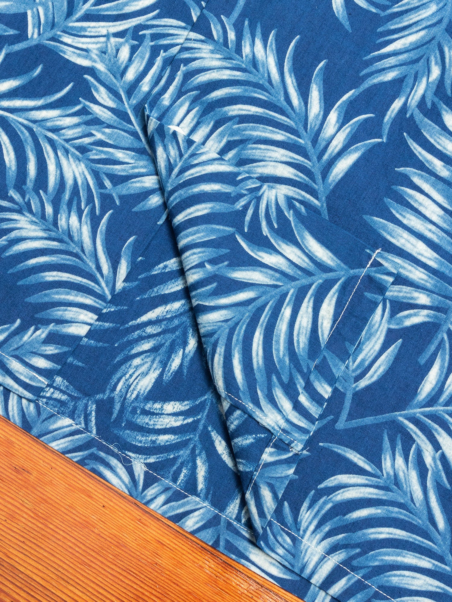 Leaf Print Hawaiian Shirt in Indigo - Image 4