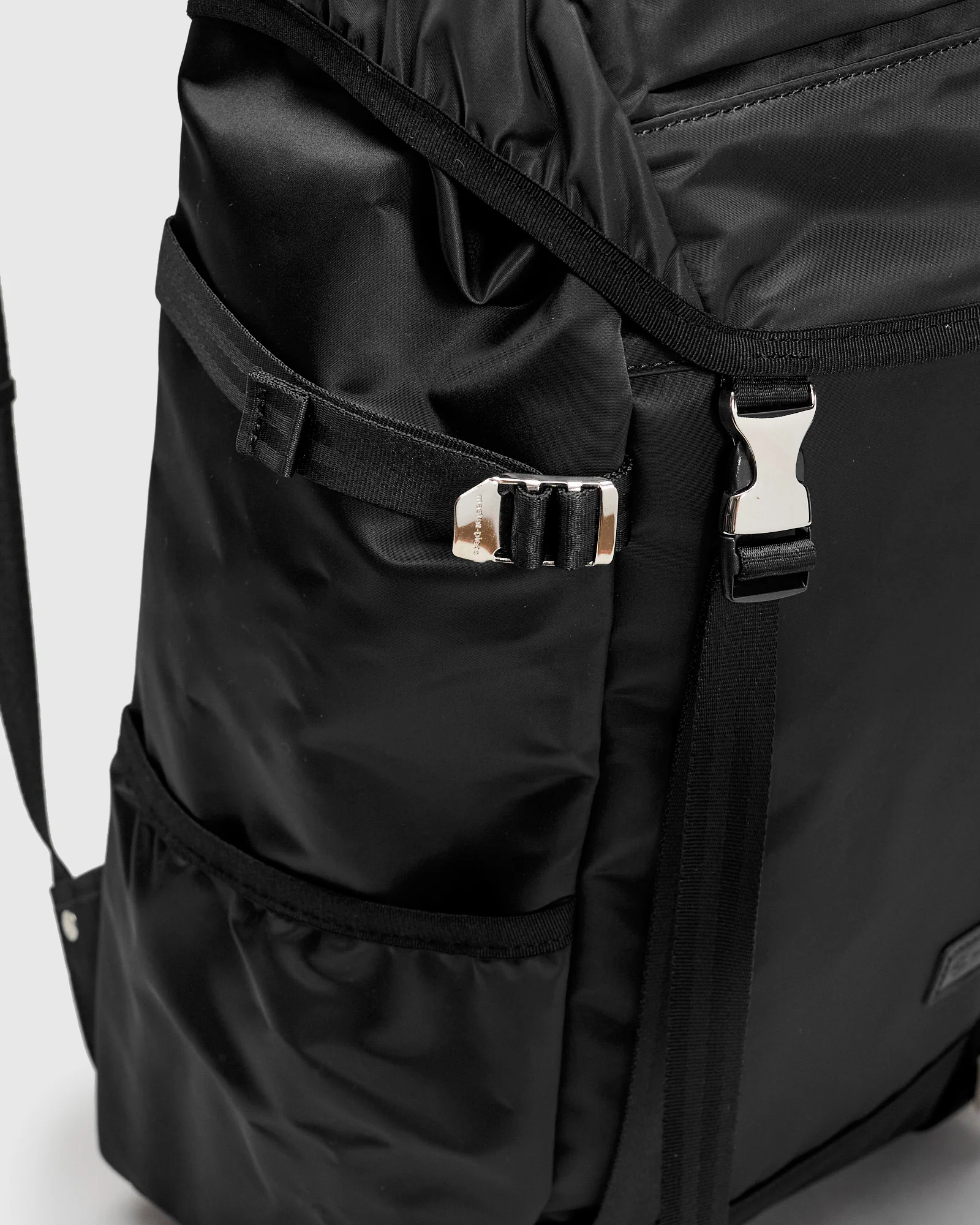 Lightning V2 Backpack in Black - Image 7