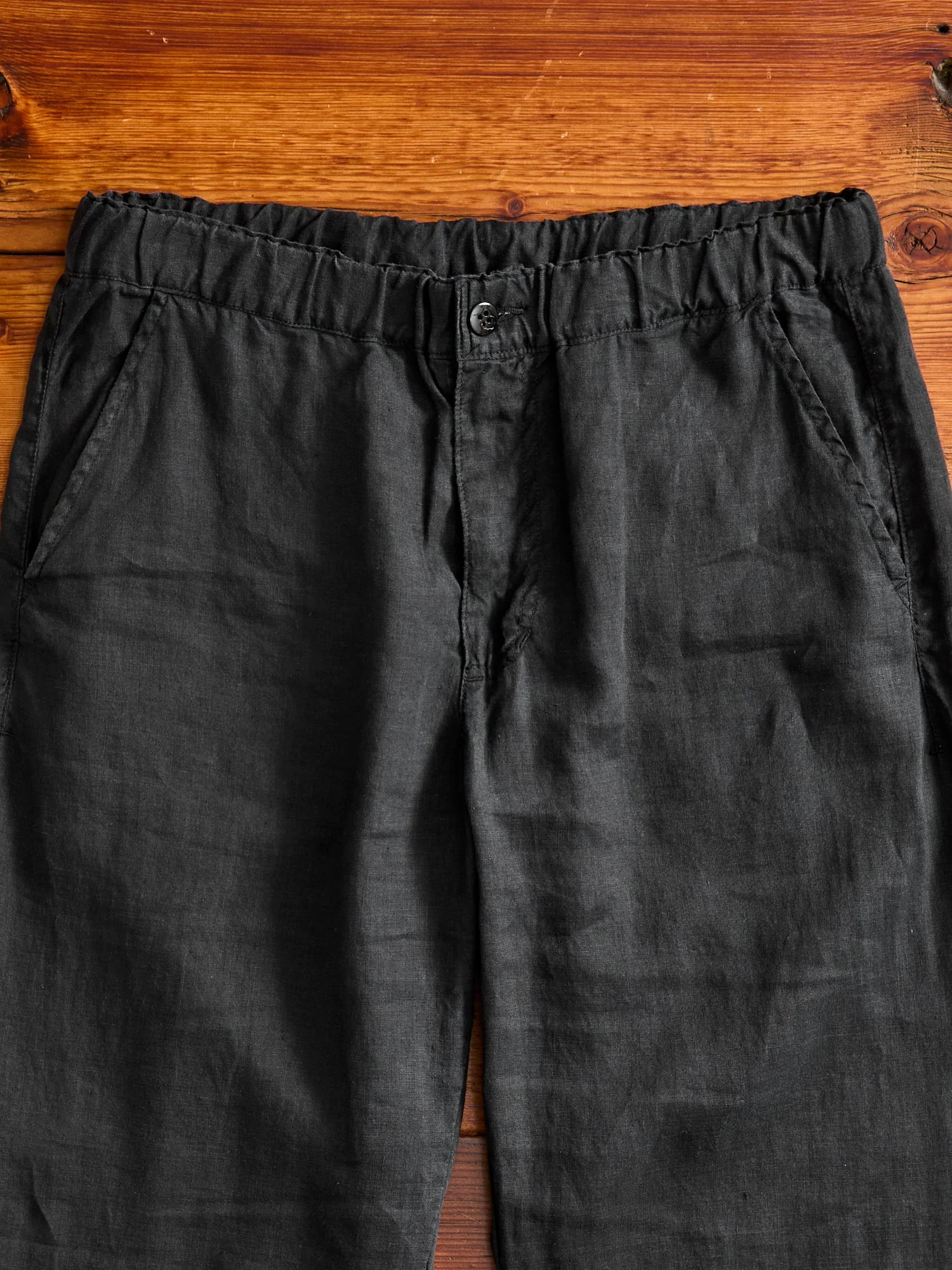 Linen Easy Pants in Black - Image 3