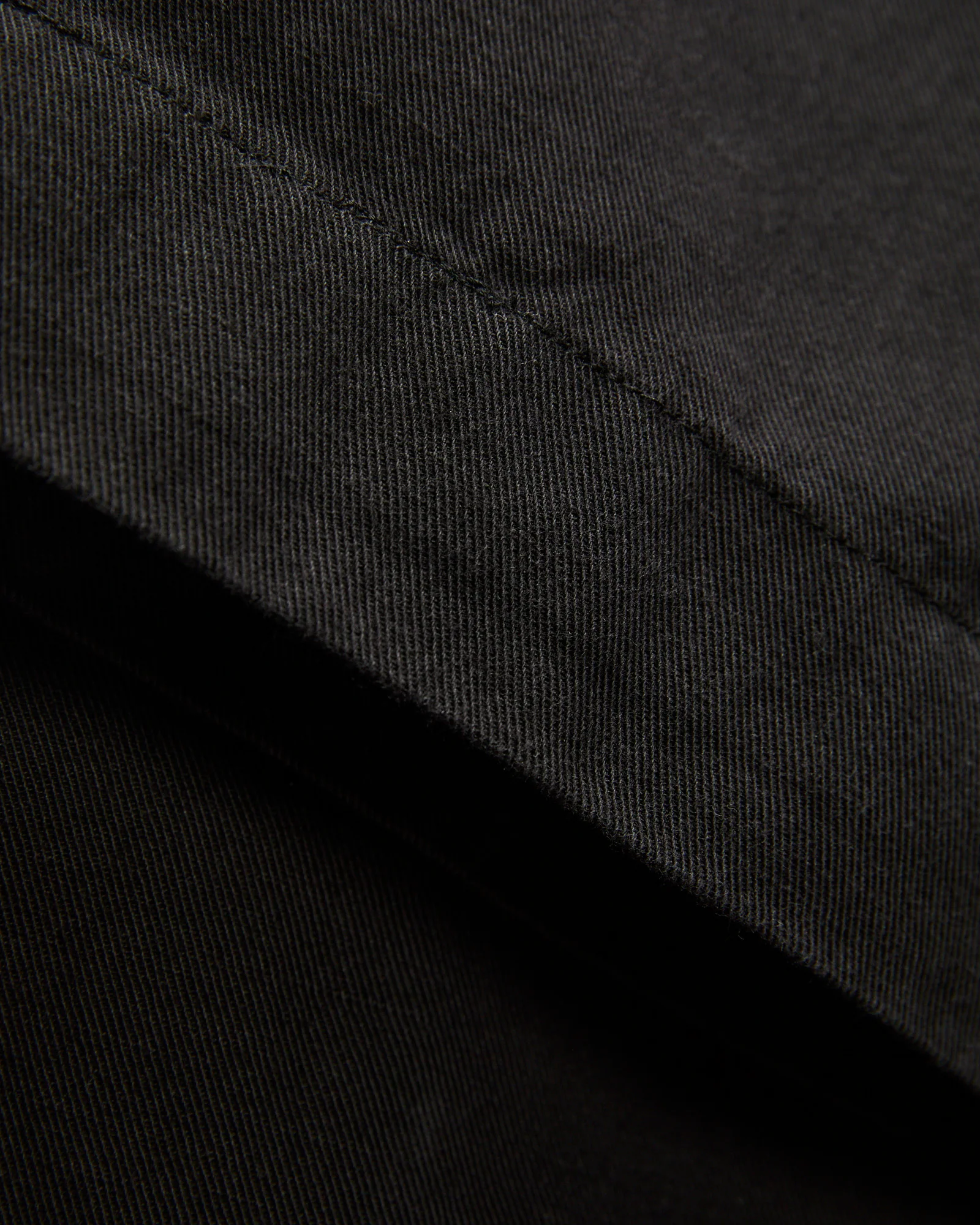 Linen Pleated Chino in Faded Black - Image 8