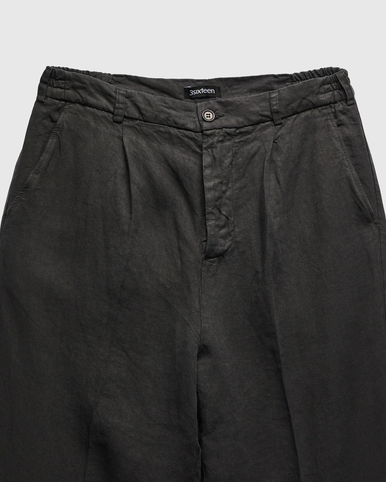 Linen Pleated Trouser in Phantom - Image 3