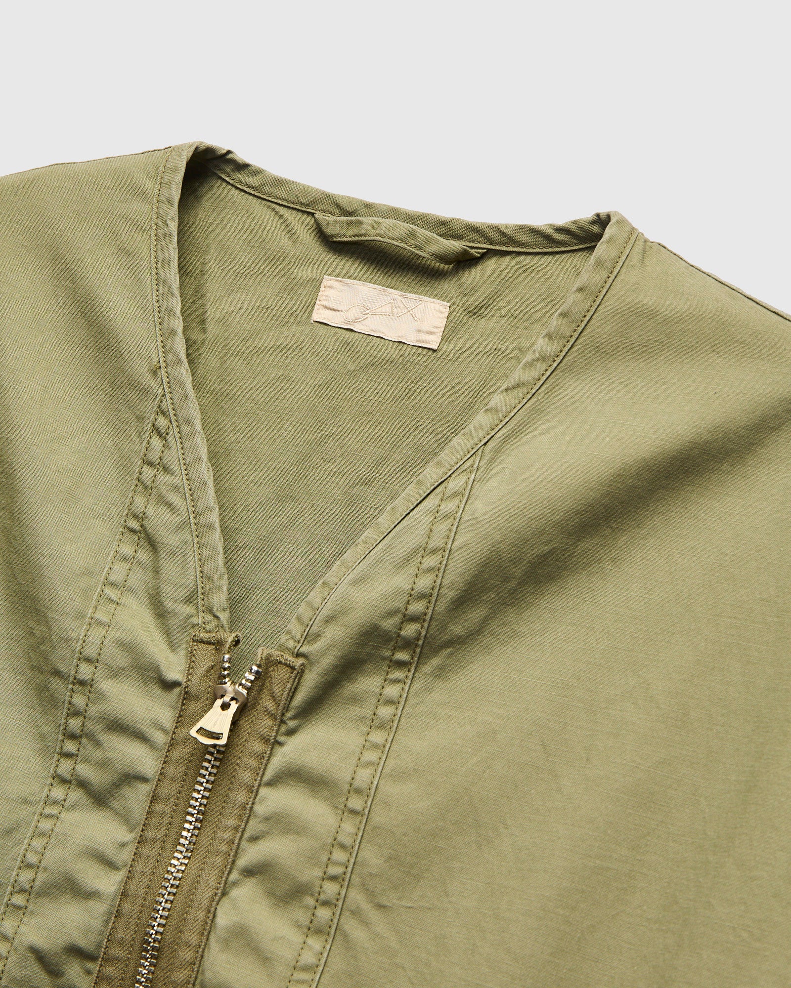 MSP-4050 Tsugihagi Haori Jacket in Olive - Image 4