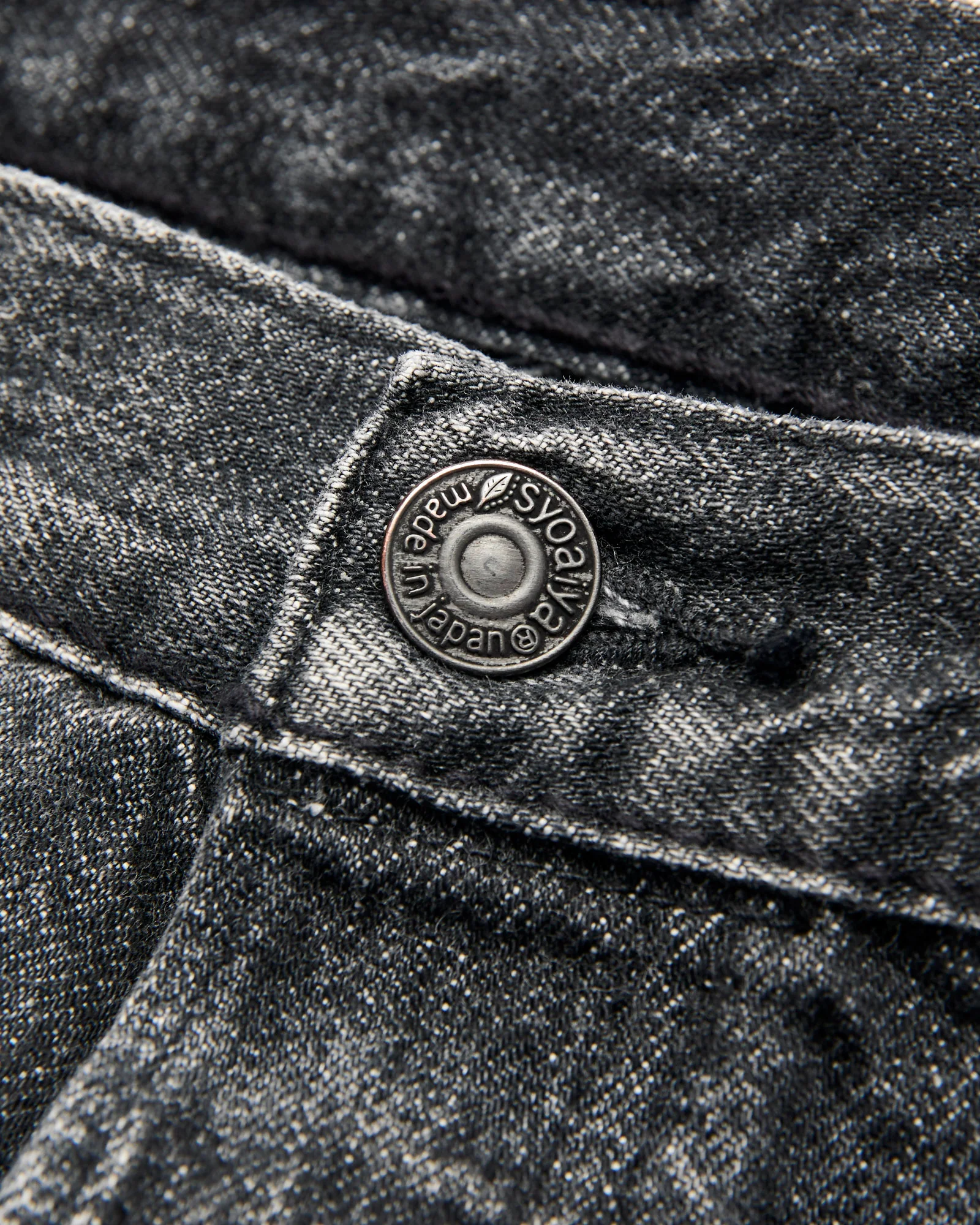 "Natural Used Black" 14oz Washed Selvedge Denim - Relaxed Tapered Fit - Image 6