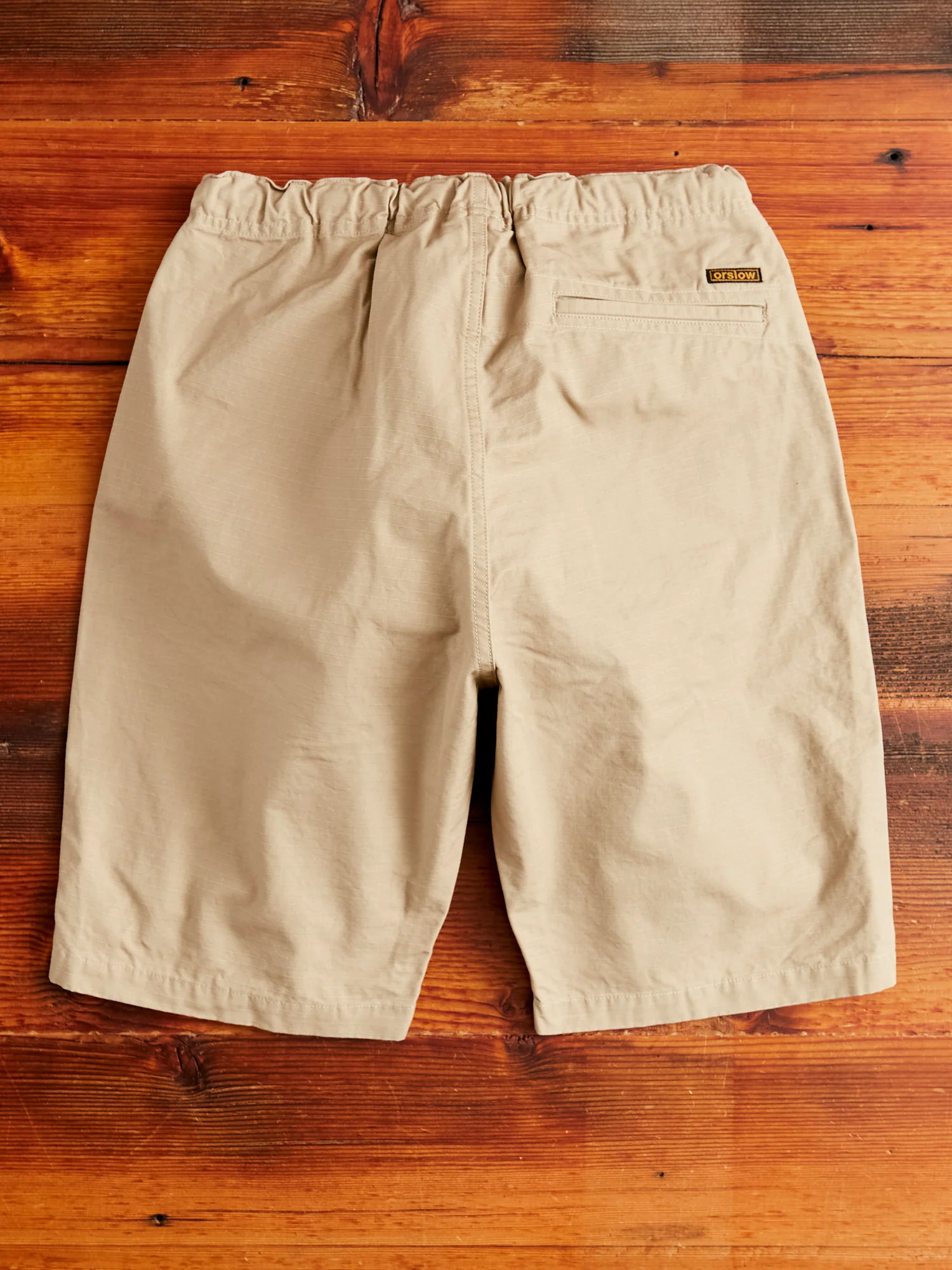 New Yorker Shorts in Beige Ripstop - Image 9