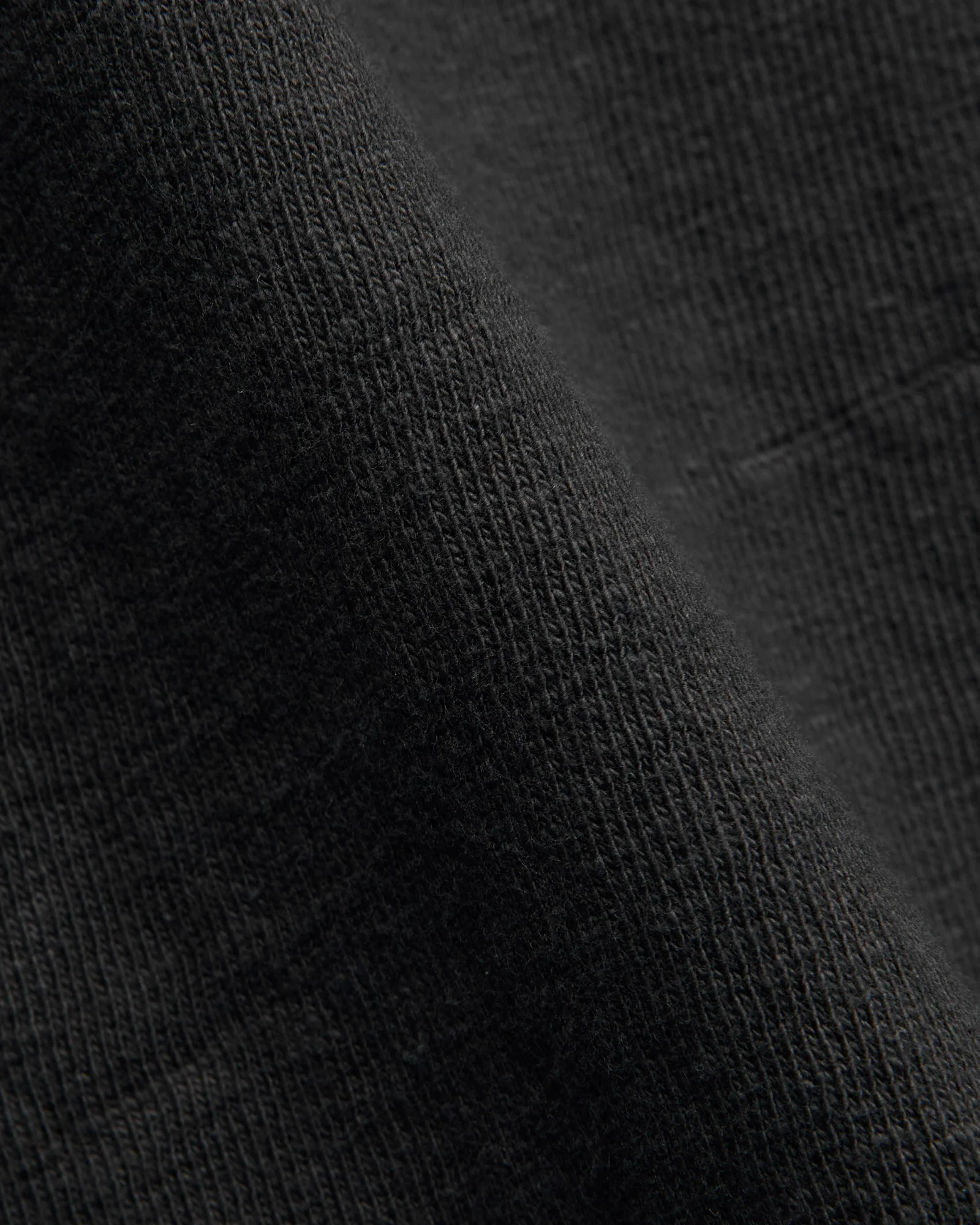No. 8 Slub Nep Long Sleeve T-Shirt in Black - Image 6
