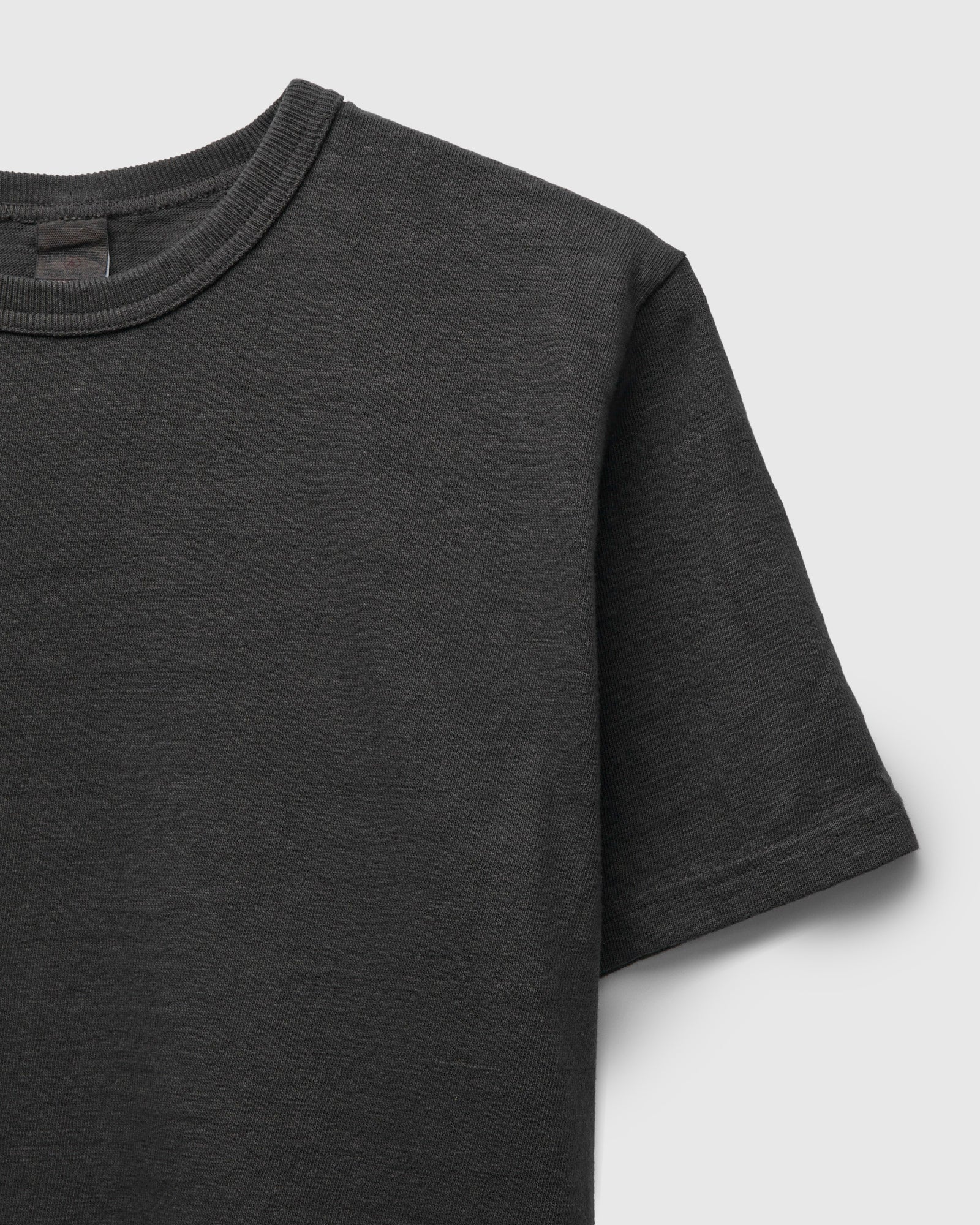 No. 8 Slub Nep Short Sleeve T-Shirt in Steel Grey - Image 5