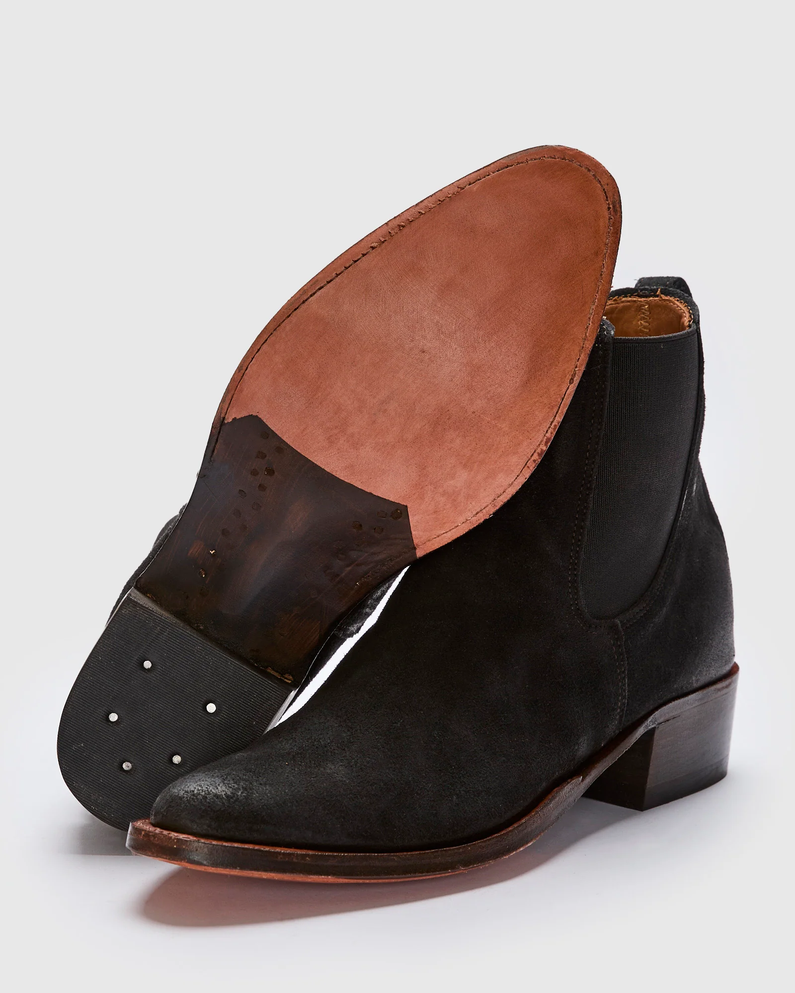 Plainview Chelsea Boot in Black Roughout - Image 2