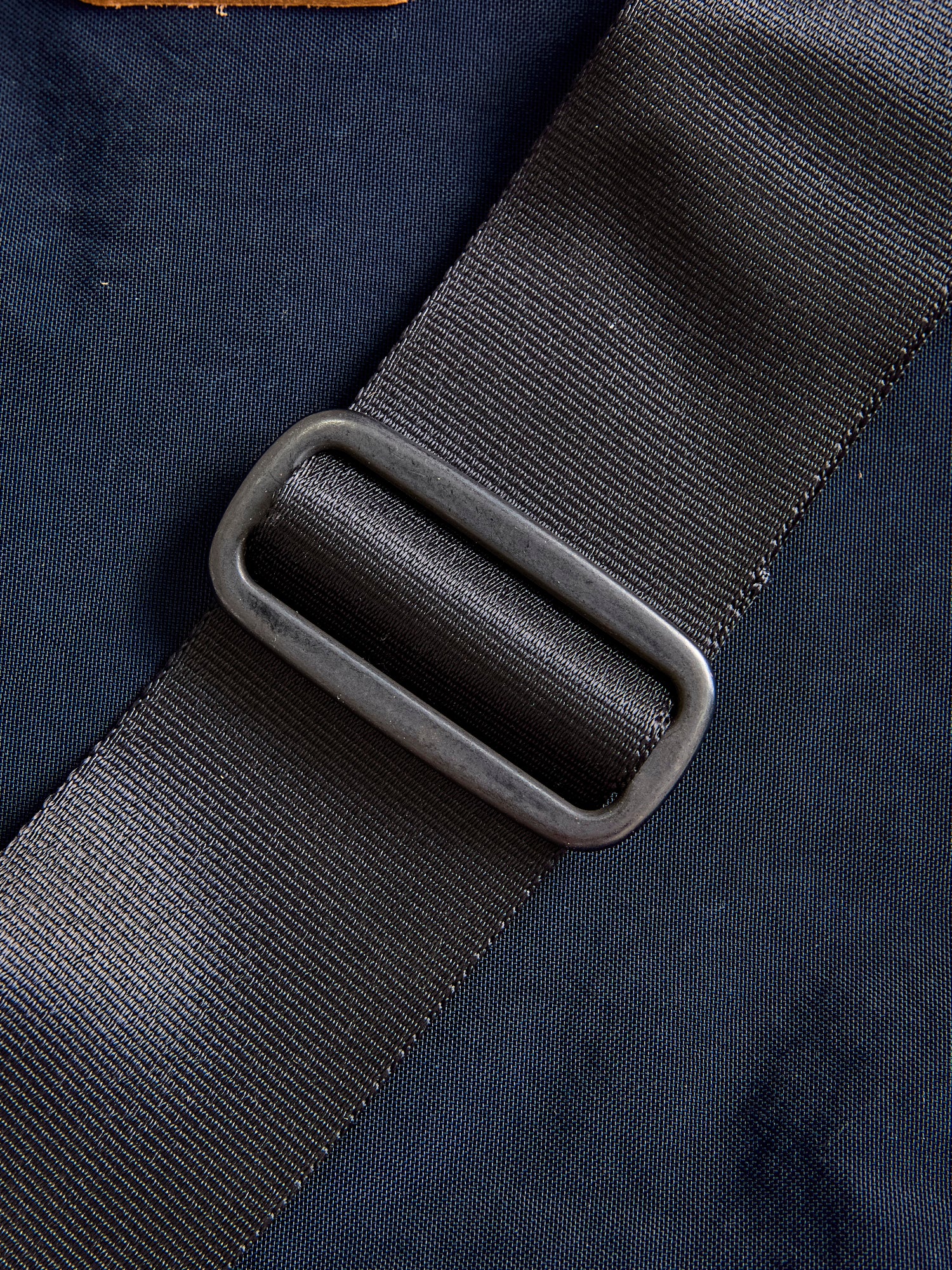 Root Shoulder Tote Bag in Navy - Image 11