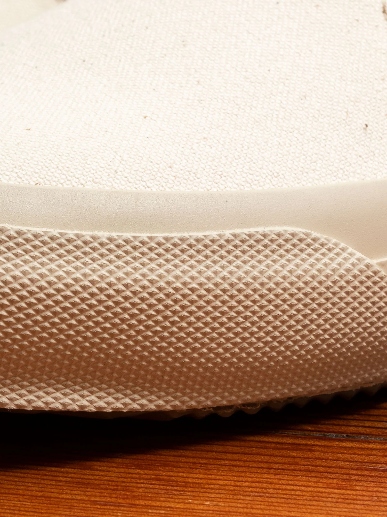 Sidegoa Slip-On Sneaker in Natural - Image 5