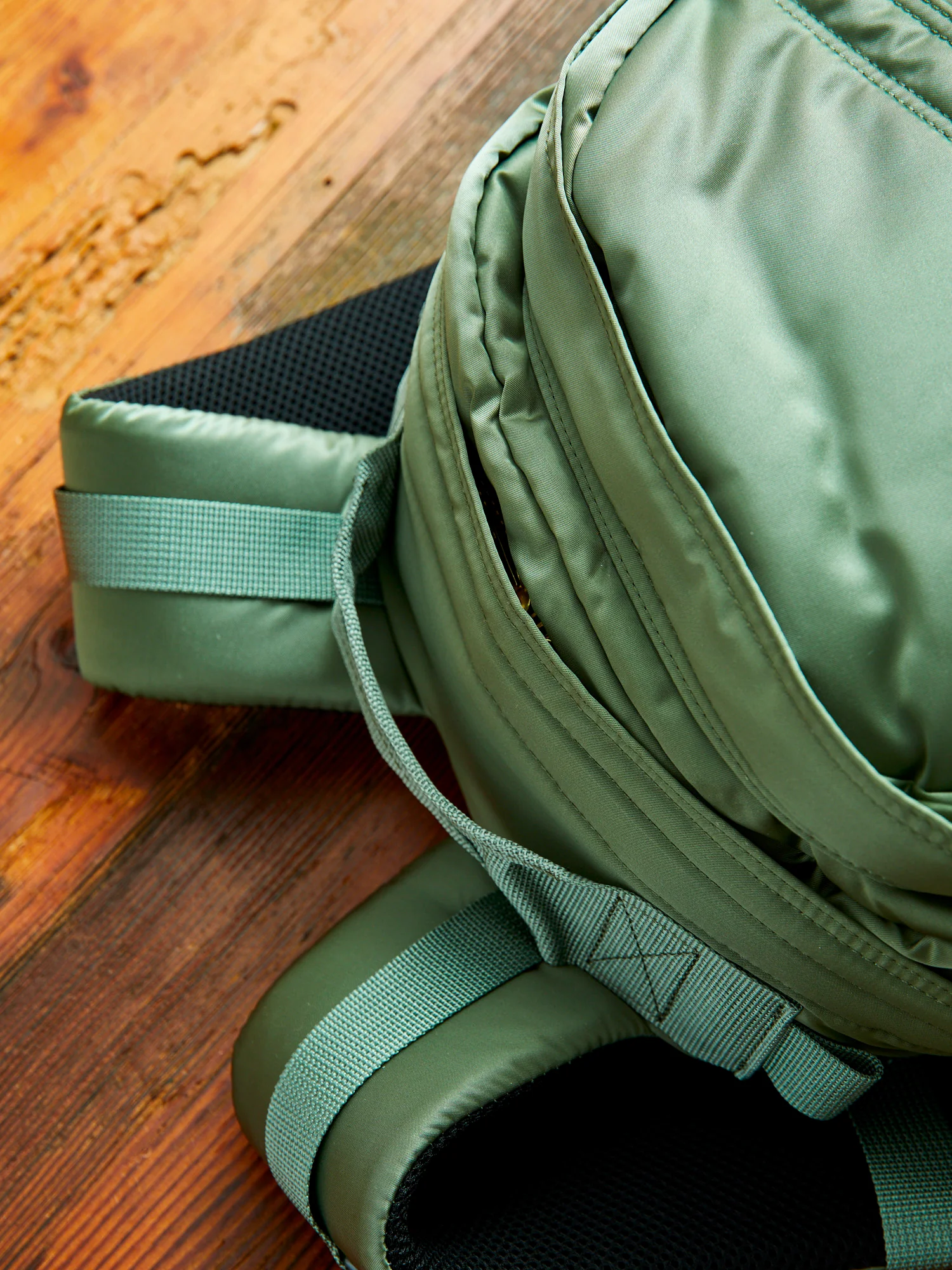 "Tanker" Daypack in Sage Green - Image 9