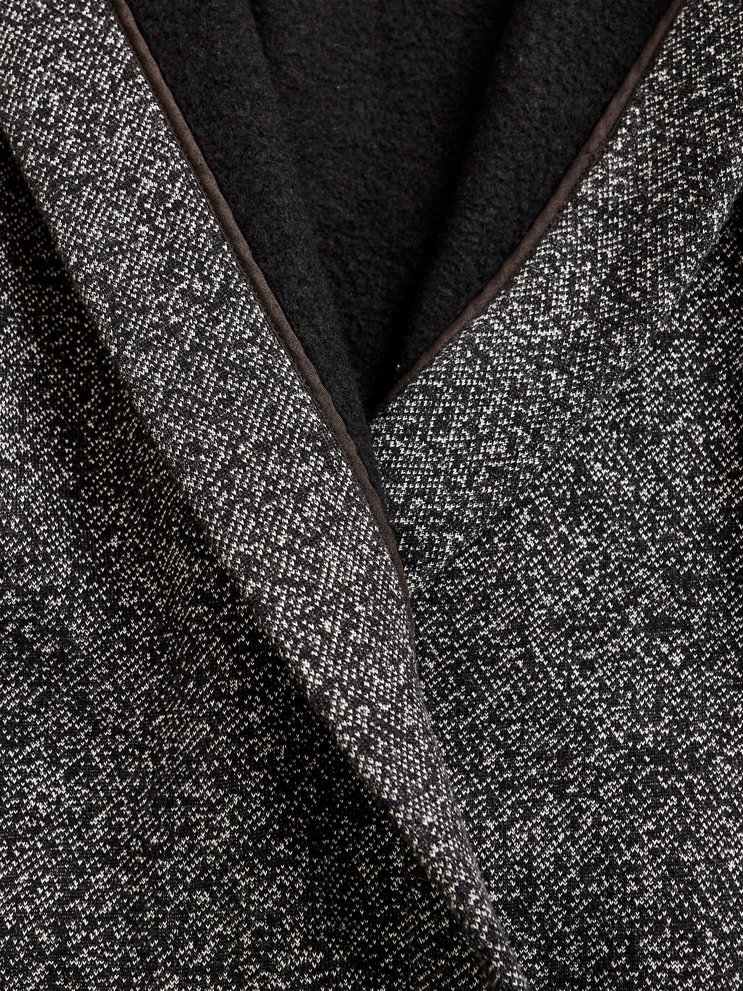 "Tiger Fleece" Robe in Black - Image 6