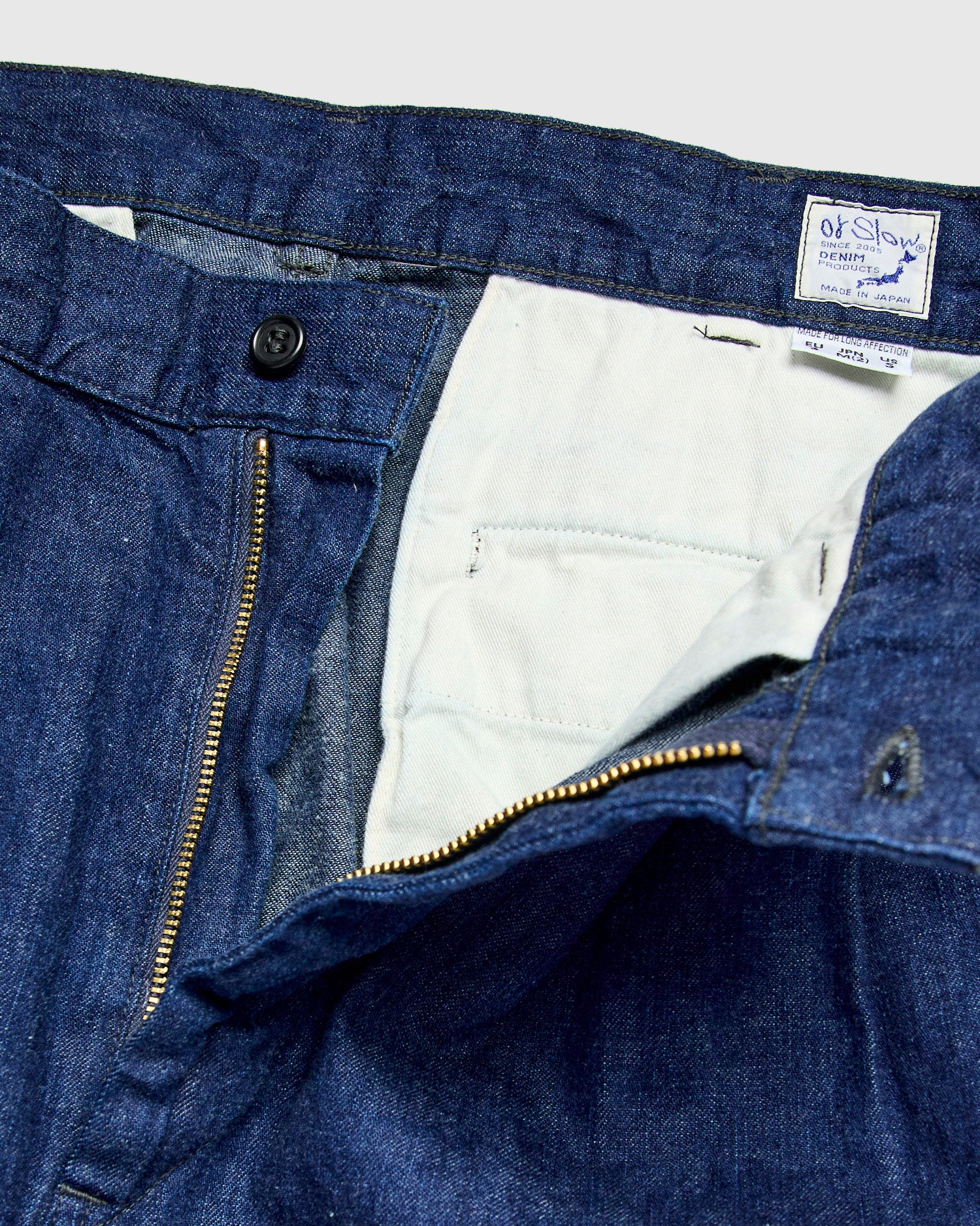 Two Tuck Denim Wide Trousers in Rinsed Indigo - Image 7