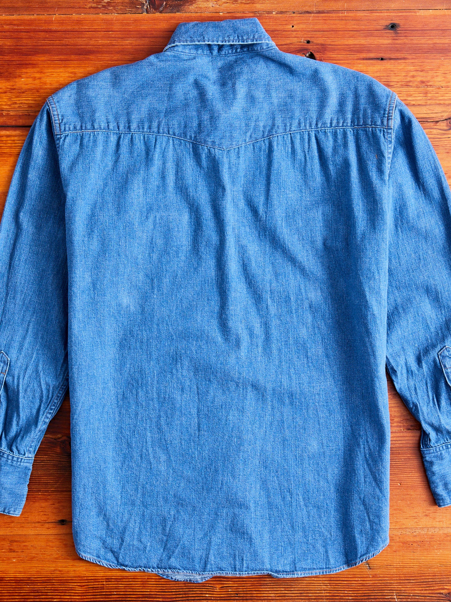 Vintage Fit Western Shirt in Used Denim - Image 9